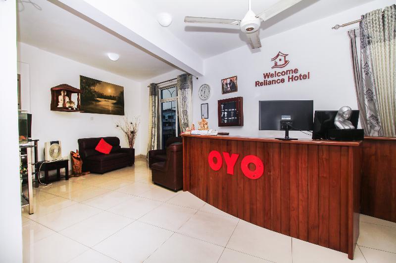 Oyo 126 Reliance Hotel Colombo Buitenkant foto